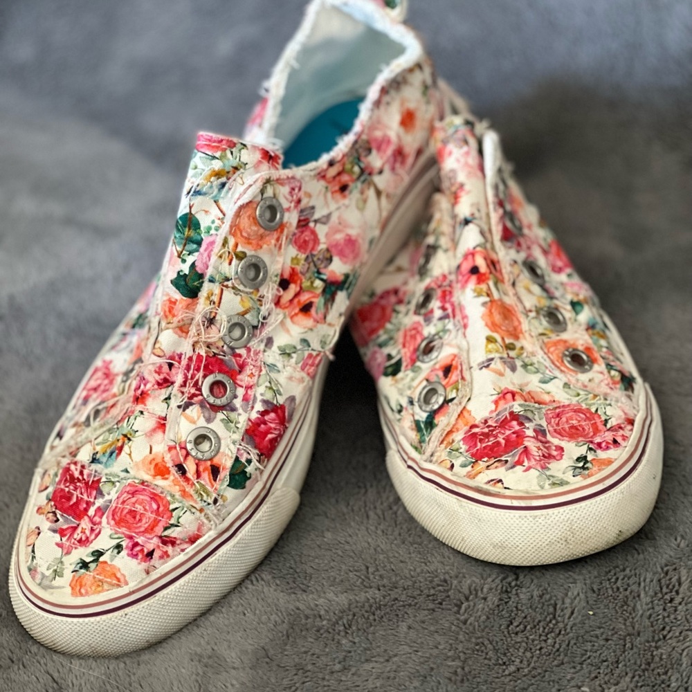 Blowfish Malibu floral tennis shoes